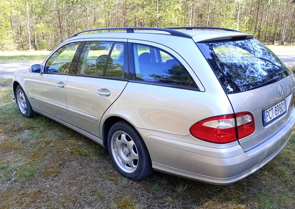 Mercedes-Benz Klasa E cena 16800 przebieg: 259000, rok produkcji 2005 z Trzcianka małe 79